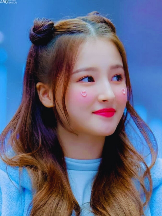 Most beautiful kpop female Idols